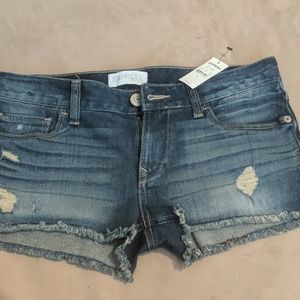 Size 4 express jean shorts NWT